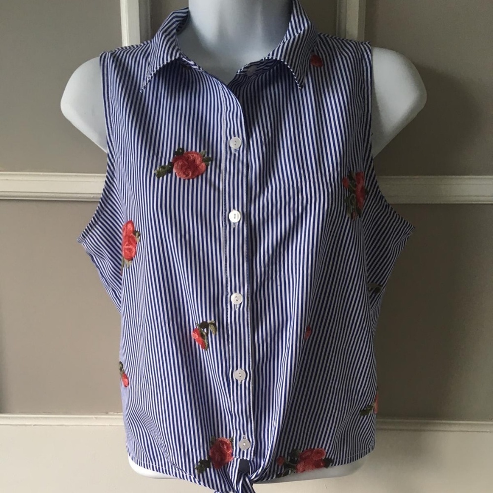 Sleeveless top